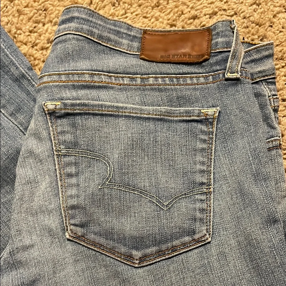 Big Star LightWash Crop Jeans - Picture 2 of 7